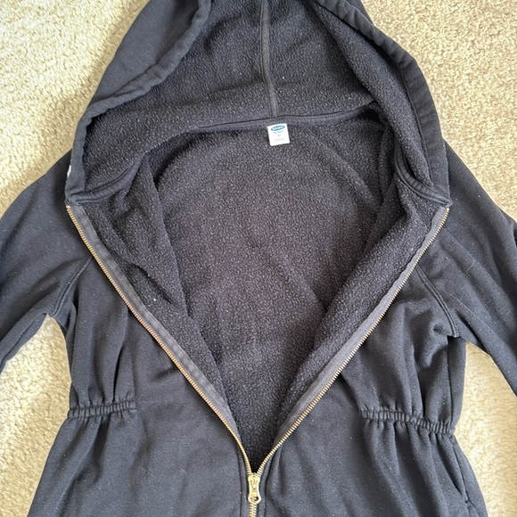 Old Navy women’s black maternity zip up hoodie - Picture 6 of 9